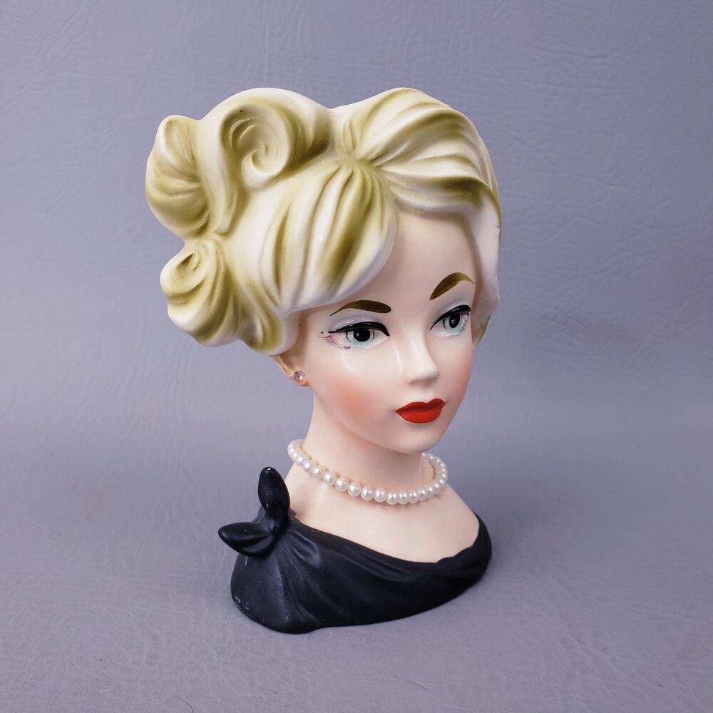 Lady Head Vase 5.5" Napco C7293 Blonde Tie Dress with Pearl Necklace No Earrings